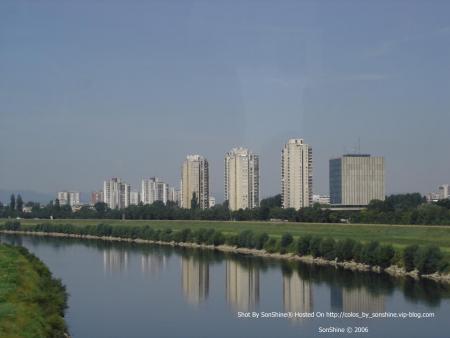 #Zagreb#  Une Cite Certainement ?